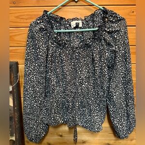 Universal Thread Black and White Patterned Blouse